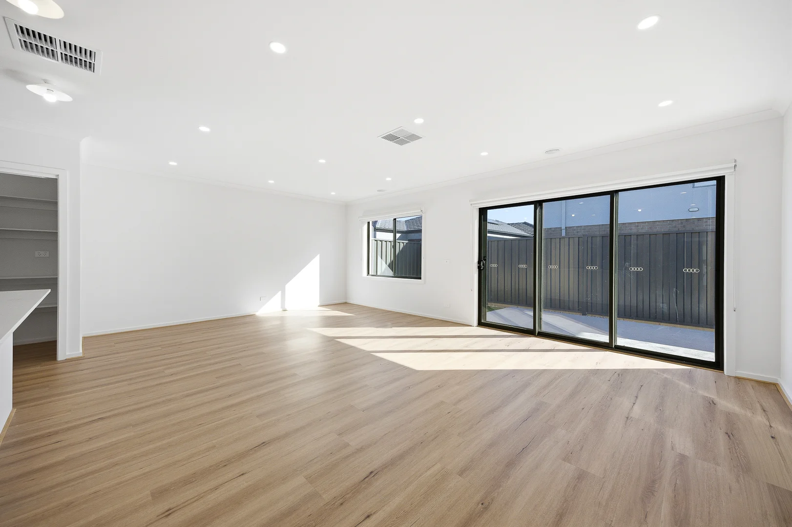 Additional image 3 of 8 Carrera Crescent, Clyde VIC 3978