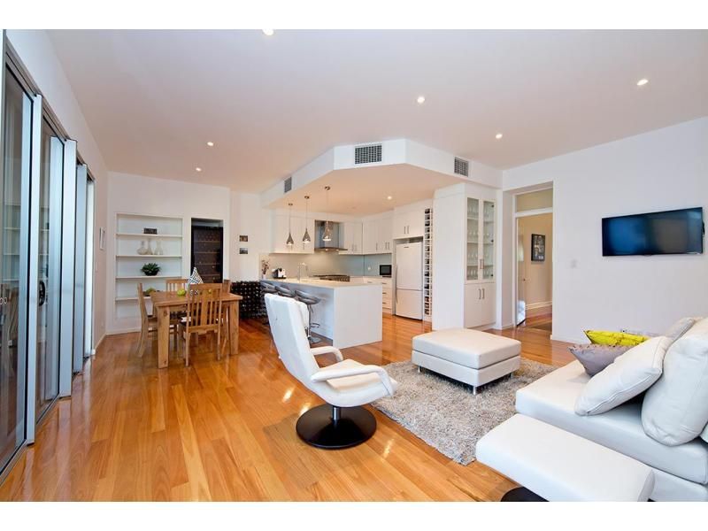 5 Whitmore Square, Adelaid Property History & Address Research Domain