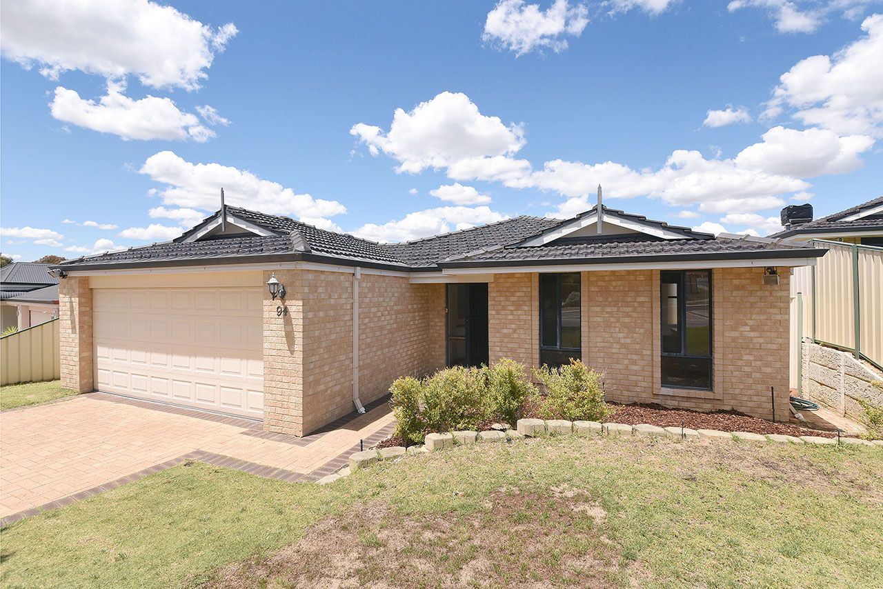 94 Roxburgh Circle, Kinross WA 6028, Image 2