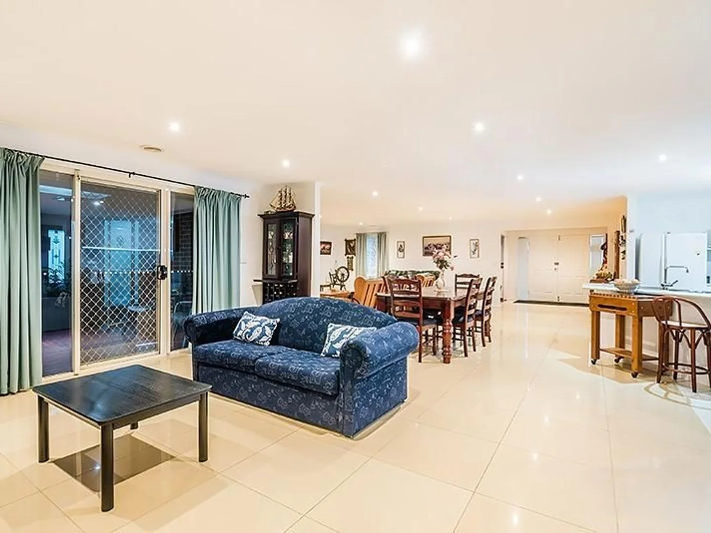 Additional image 3 of 18 Kingsbarn Court, Cranbourne VIC 3977