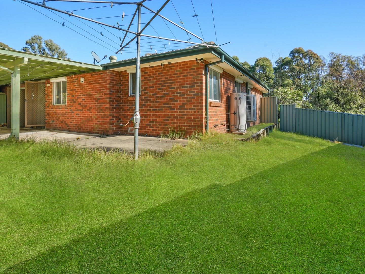 32 Amundsen Street, Leumeah NSW 2560, Image 1