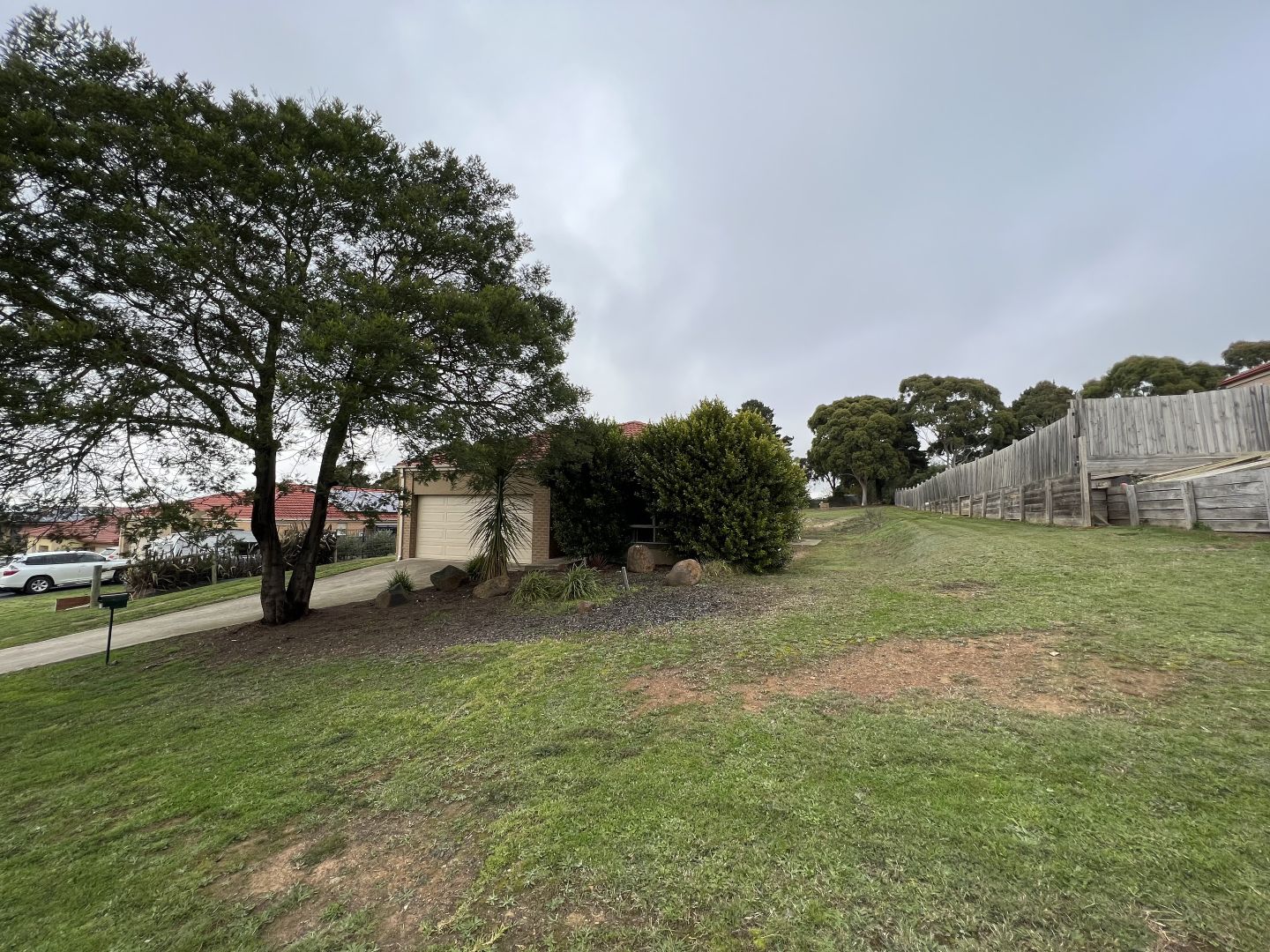 37 Carmelo Court, Hidden Valley VIC 3756 House For Rent Domain