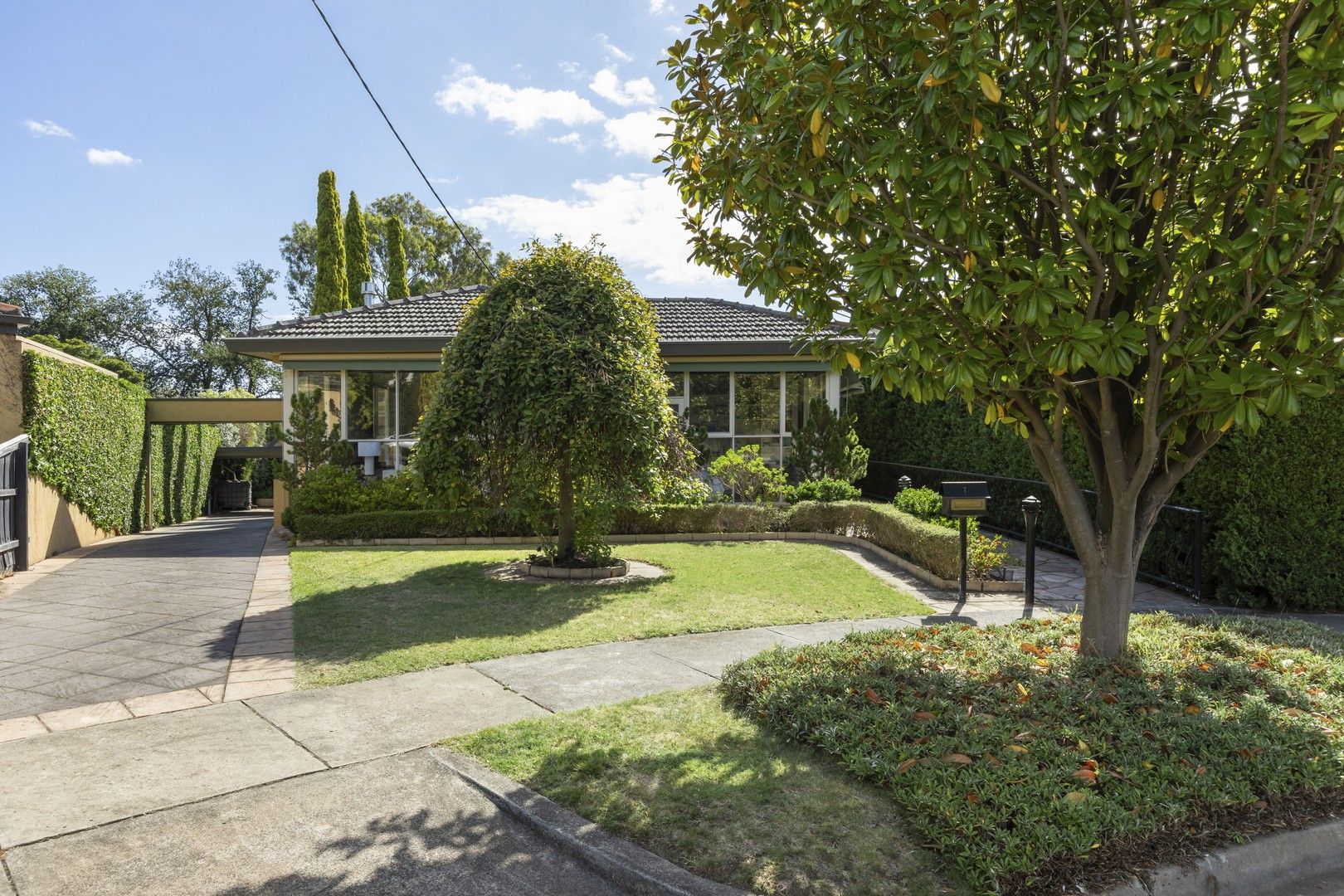 7 Majella Court, Kew VIC 3101 House For Rent 950 Domain