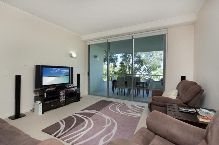 11a/28 Bayview Street, Runaway Bay QLD 4216, Image 2