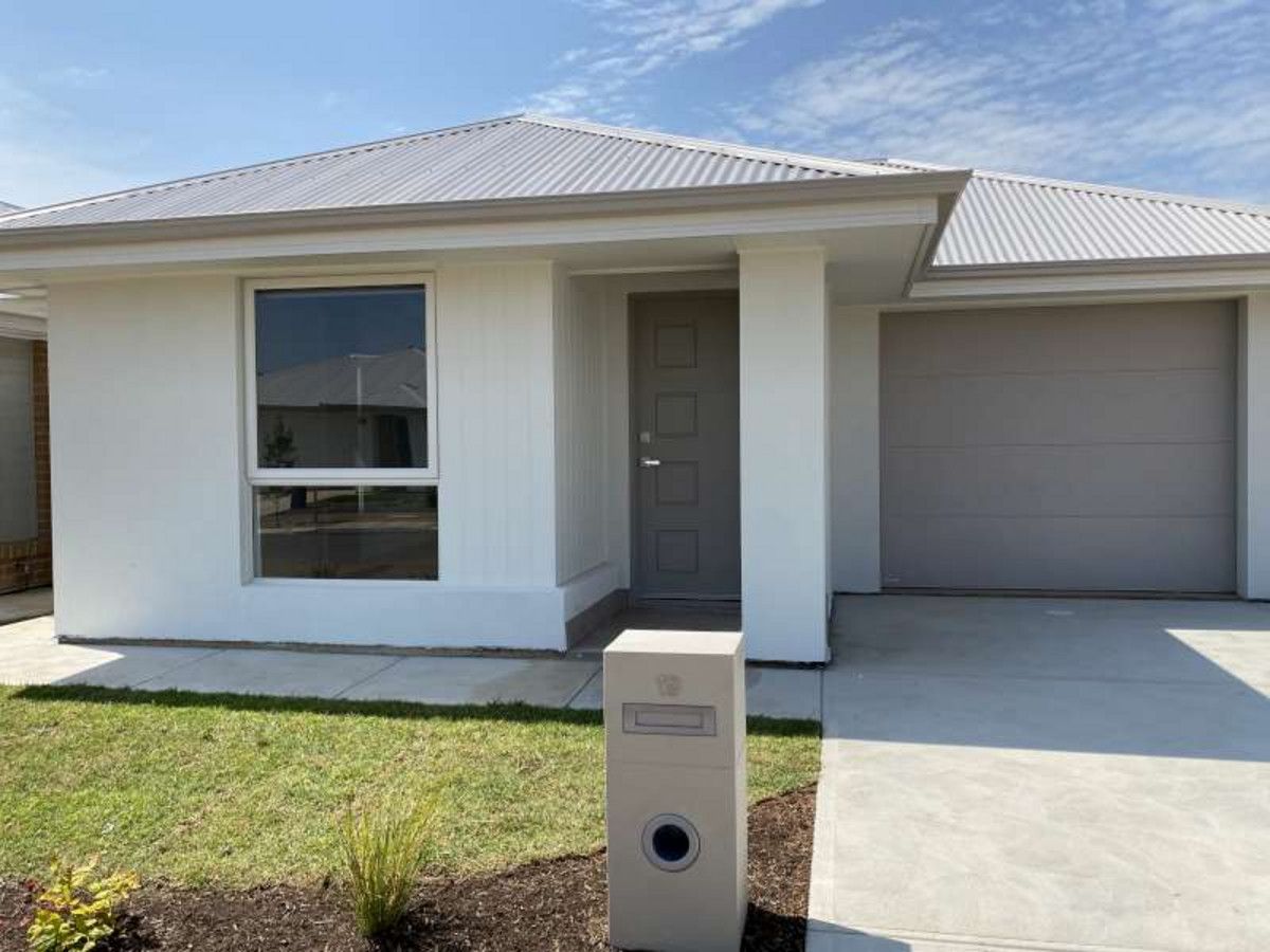 4 bedrooms House in 19 Sandalwood Road DAVOREN PARK SA, 5113