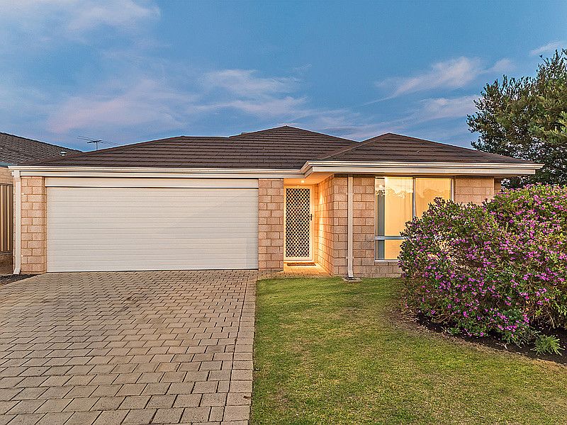 3 bedrooms House in 22 Moston Crescent BERTRAM WA, 6167