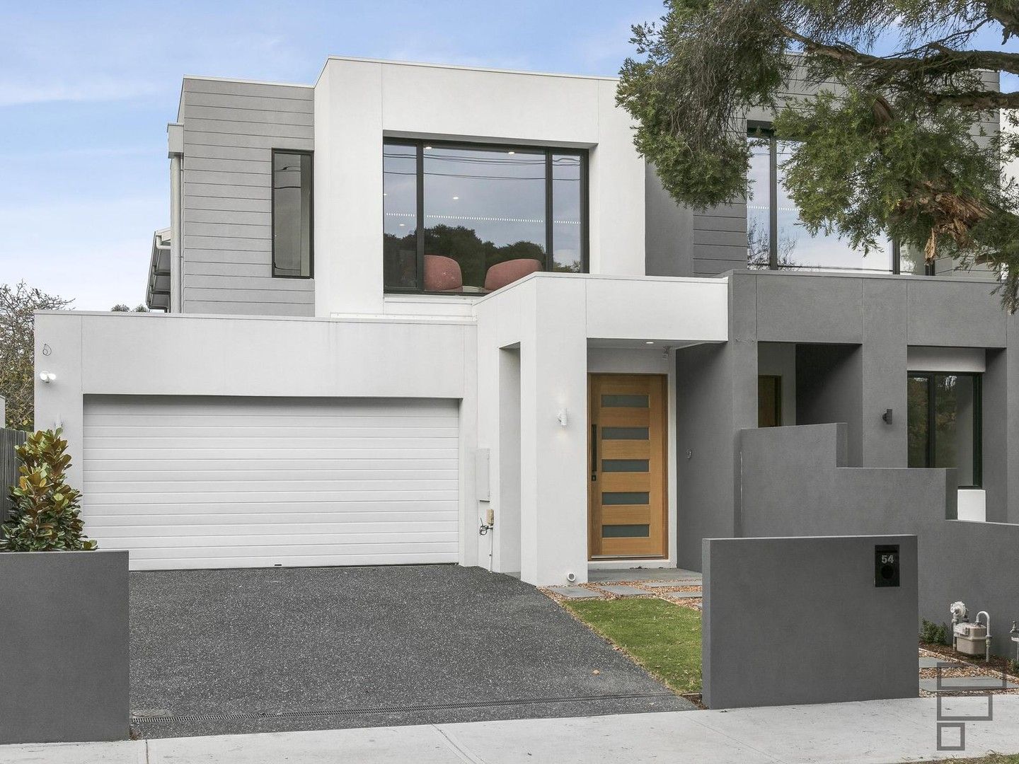 4 bedrooms Townhouse in 54 Bambra Road CAULFIELD NORTH VIC, 3161