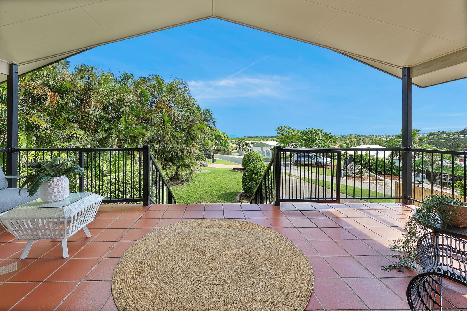 7 Murray Close, Rural View QLD 4740, Image 2