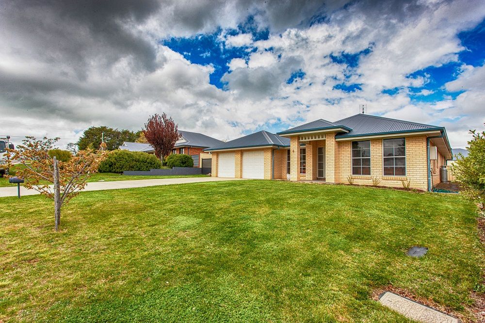 4 Churchill Street, Crookwell NSW 2583, Image 0