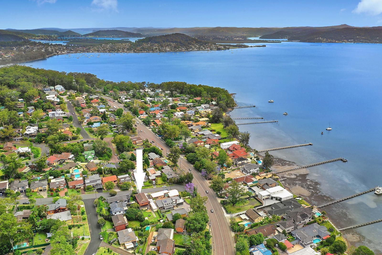 3 Greenslope Drive, Green Point Property History & Address Research