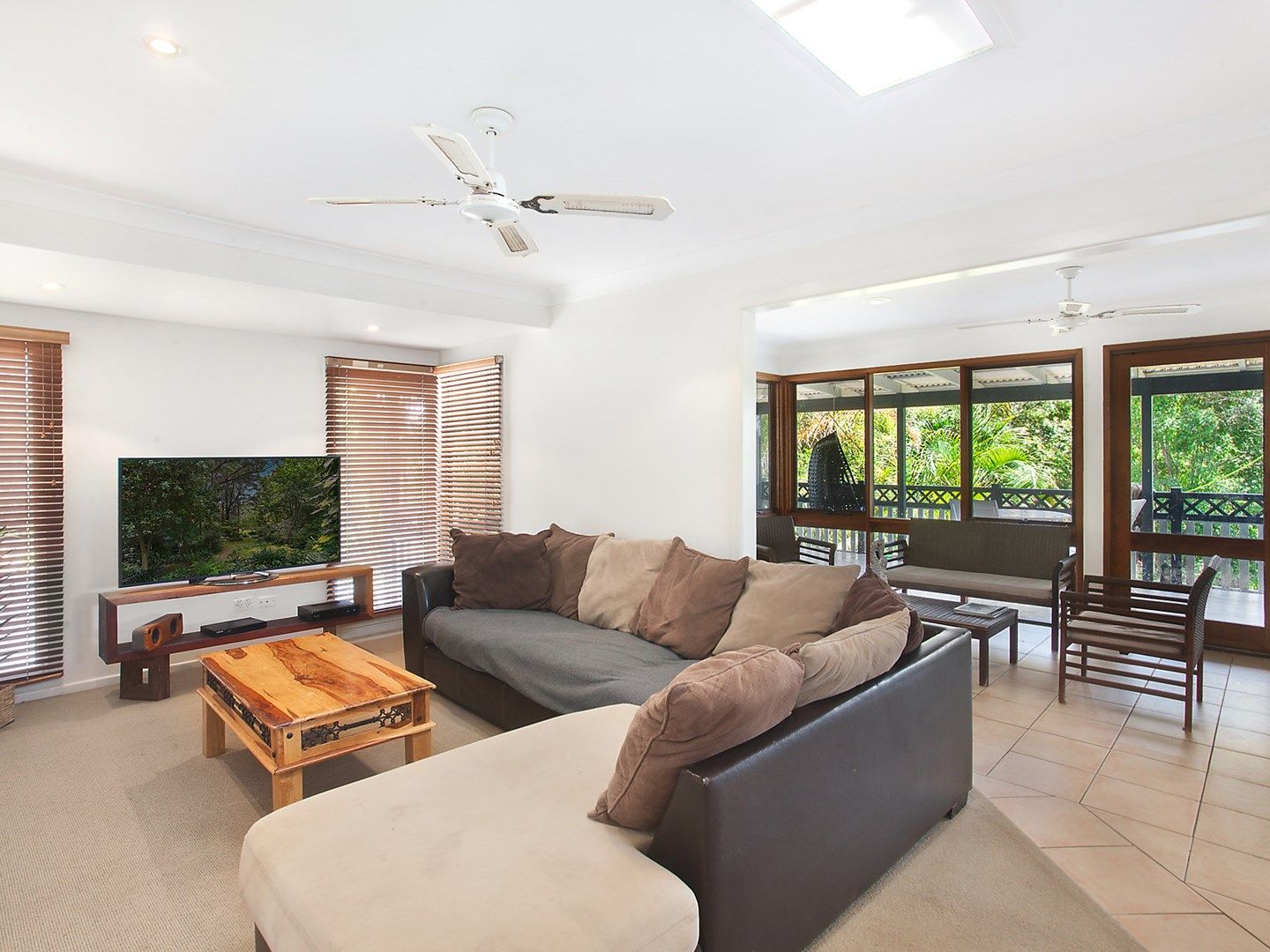 23 Noorong Avenue, Forresters Beach NSW 2260, Image 0