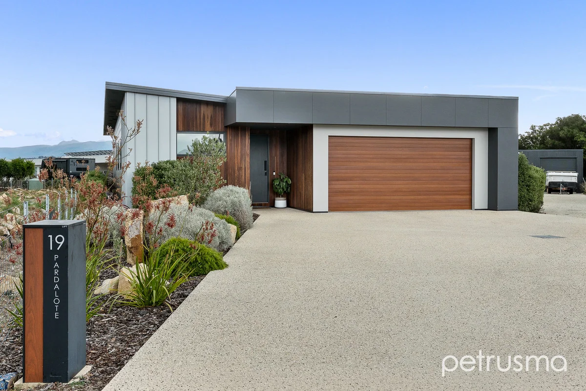 Additional image 31 of 19 Pardalote Close, Opossum Bay TAS 7023