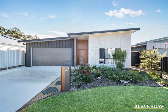 Picture of 27 Hedley Way, BROULEE NSW 2537