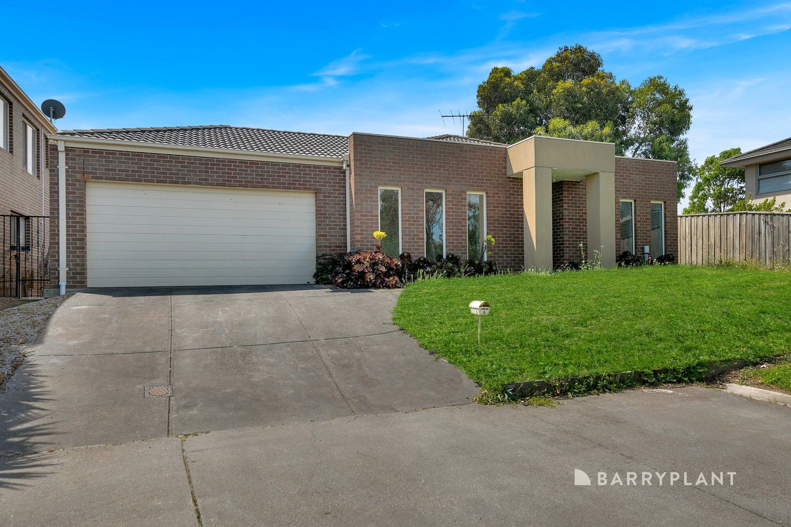 4 bedrooms House in 6 Wiregrass Court SOUTH MORANG VIC, 3752