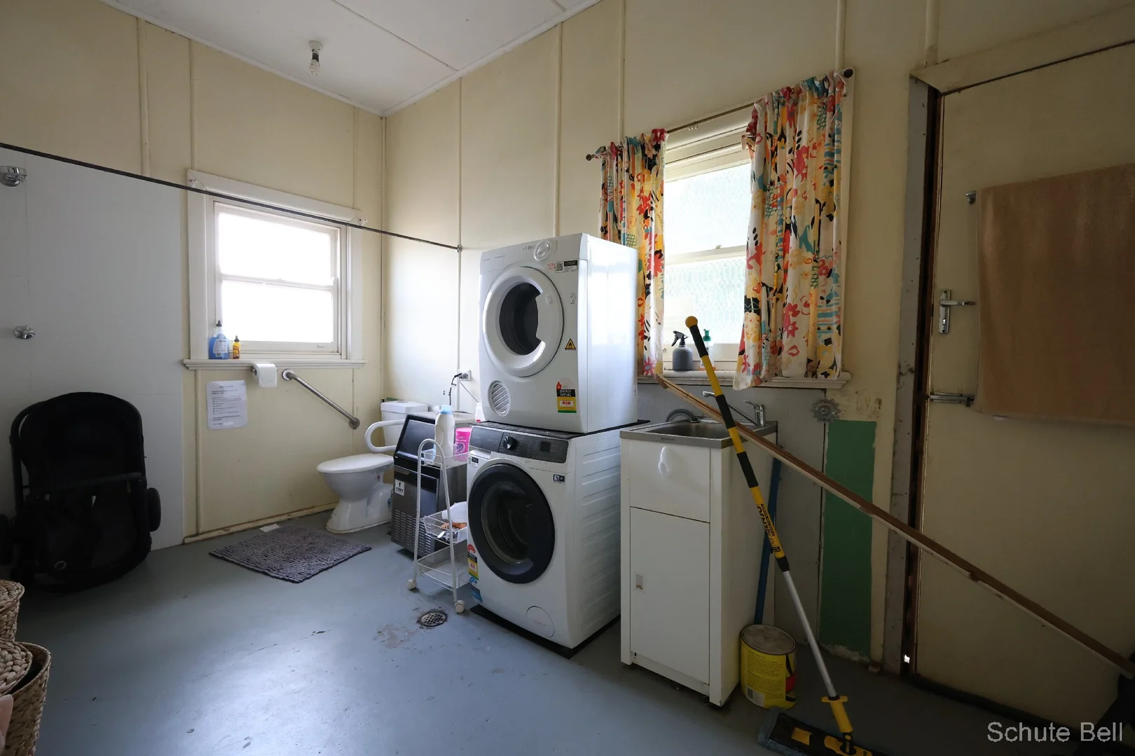 Image 12