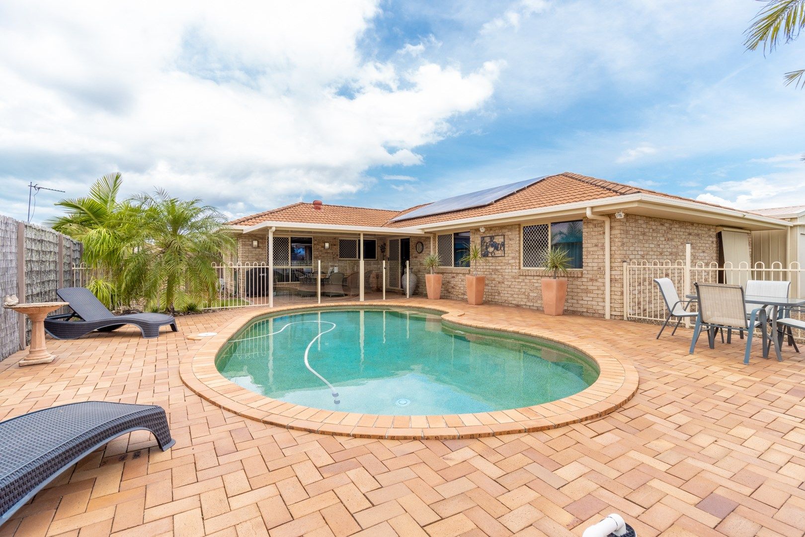 6 Butcherbird Close, Eli Waters QLD 4655, Image 0