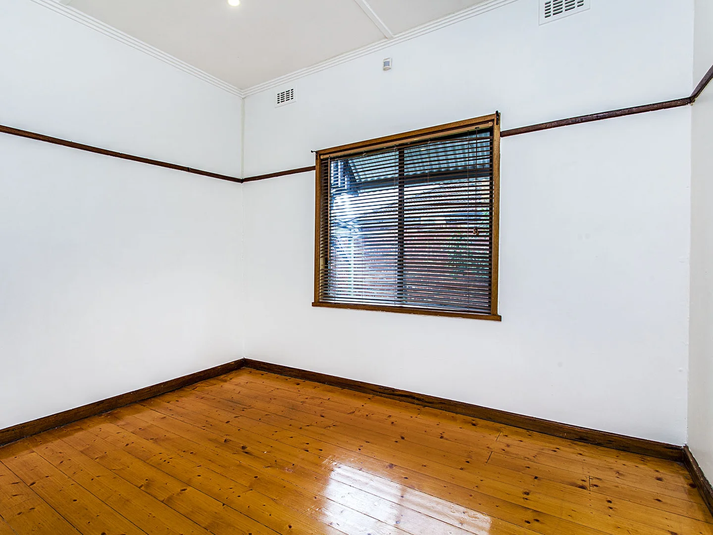 Additional image 5 of REAR/225 Canterbury Road, Blackburn VIC 3130