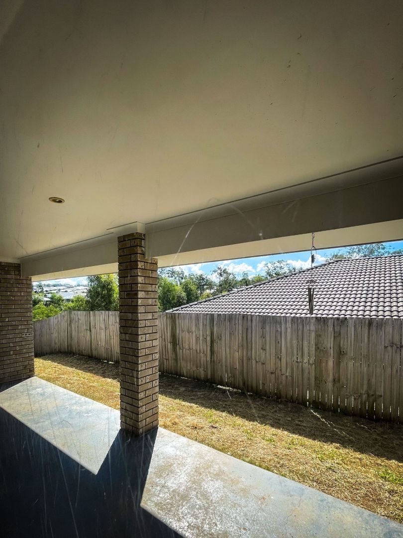 8 Somerset Terrace, Holmview QLD 4207, Image 2