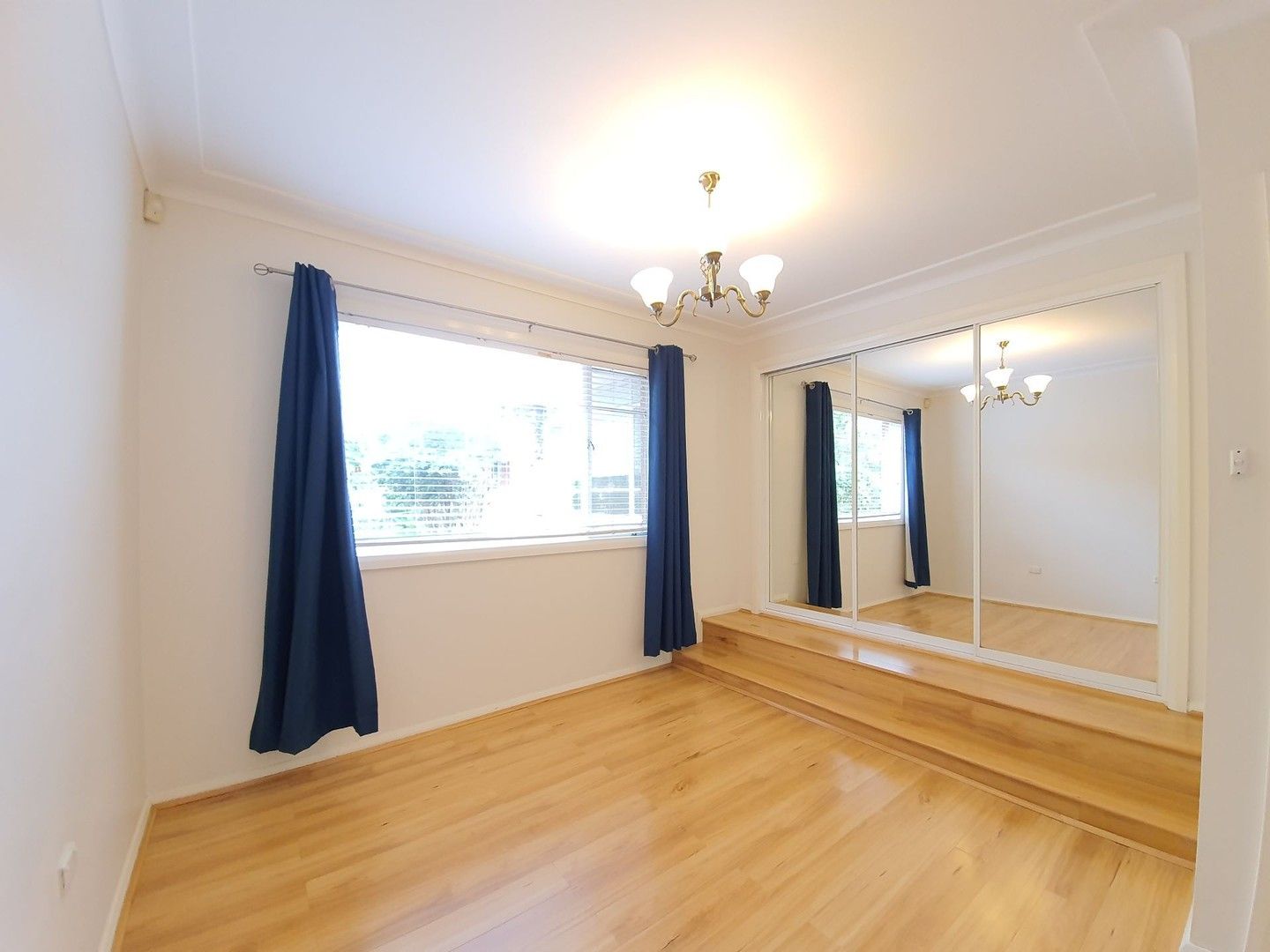 3 bedrooms House in 20 Raymond Avenue CAMPBELLTOWN NSW, 2560