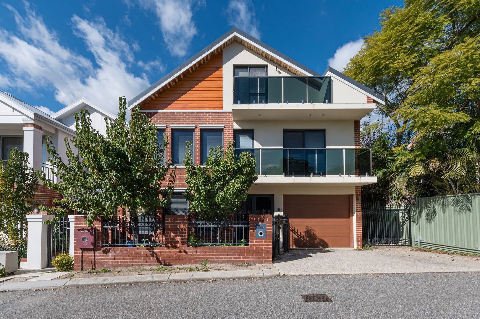 1 bedrooms Apartment / Unit / Flat in 3/18 Ingleton Lane MOUNT LAWLEY WA, 6050