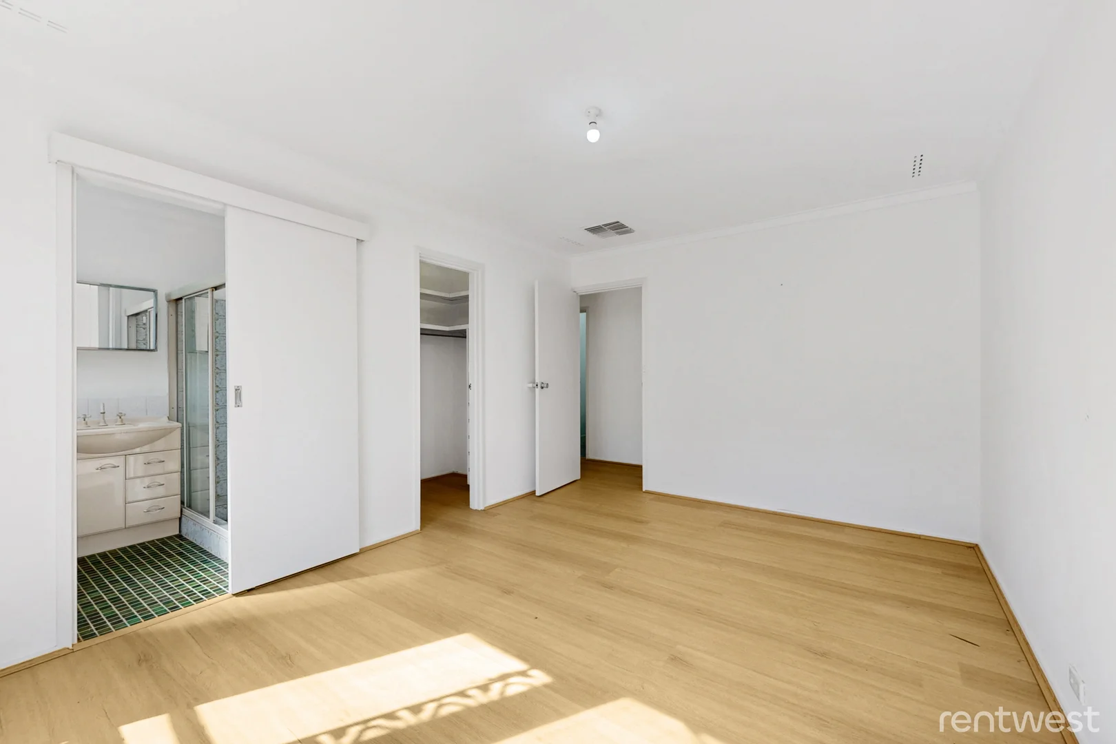 Additional image 7 of 69 Dean Rd, Bateman WA 6150