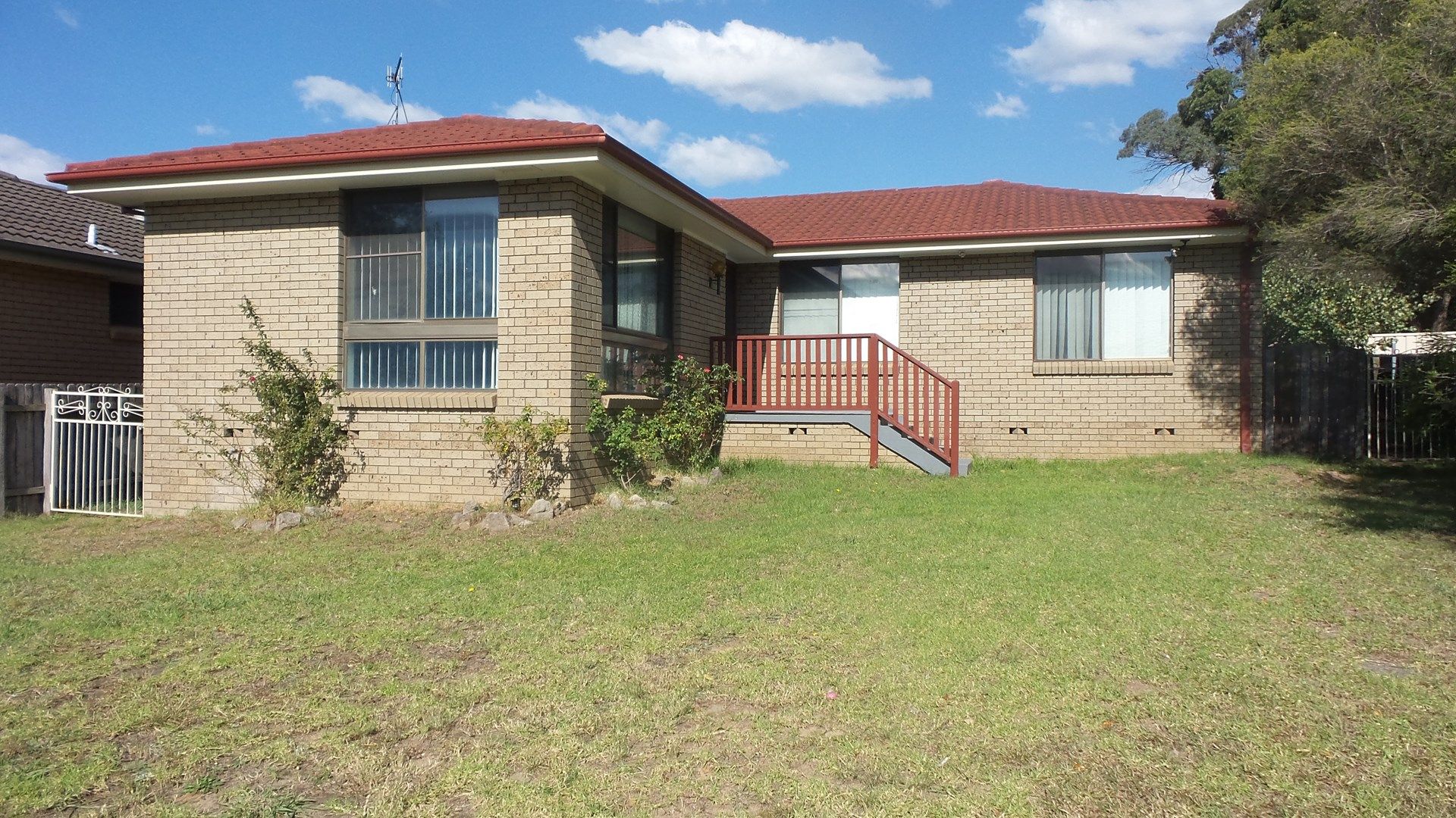 8 Yeovil Drive, Bomaderry NSW 2541, Image 0