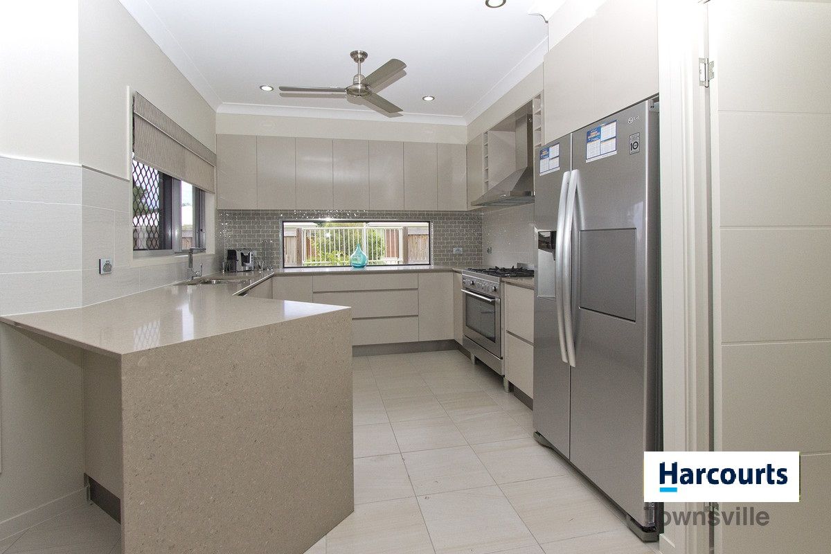 9 Harmony Way, Rasmussen QLD 4815, Image 1