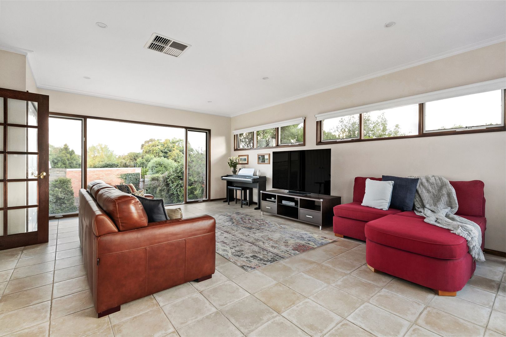 19 Gerbera Court, Blackburn North VIC 3130, Image 2