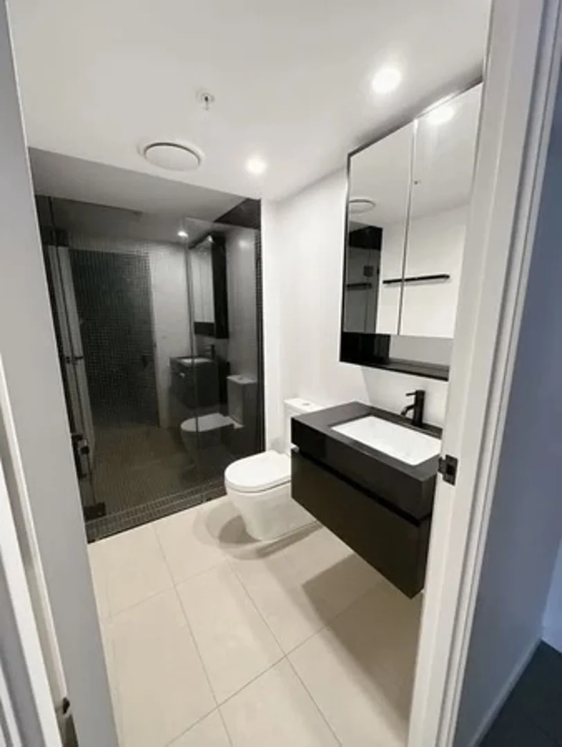 Additional image 5 of 305/19 Deshon Street, Woolloongabba QLD 4102