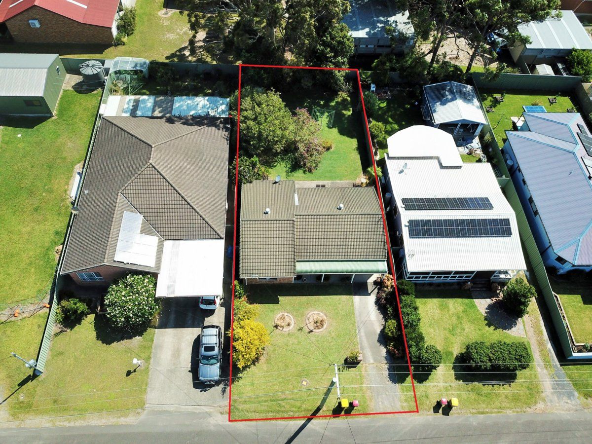 31 Gibson Crescent, Sanctuary Point NSW 2540, Image 2