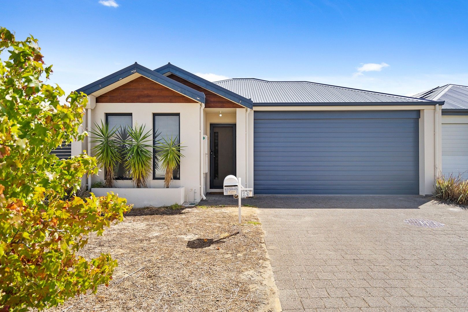 19 Fairoaks Way, Aveley WA 6069, Image 0