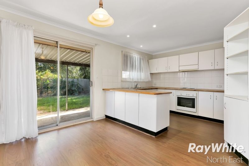 9 Monarch Avenue, Parafield Gardens SA 5107, Image 2