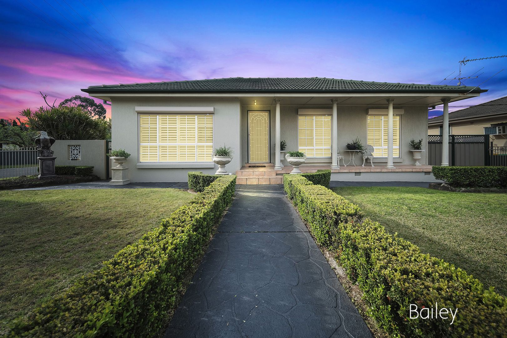 17 White Avenue, Singleton Heights Property History & Address