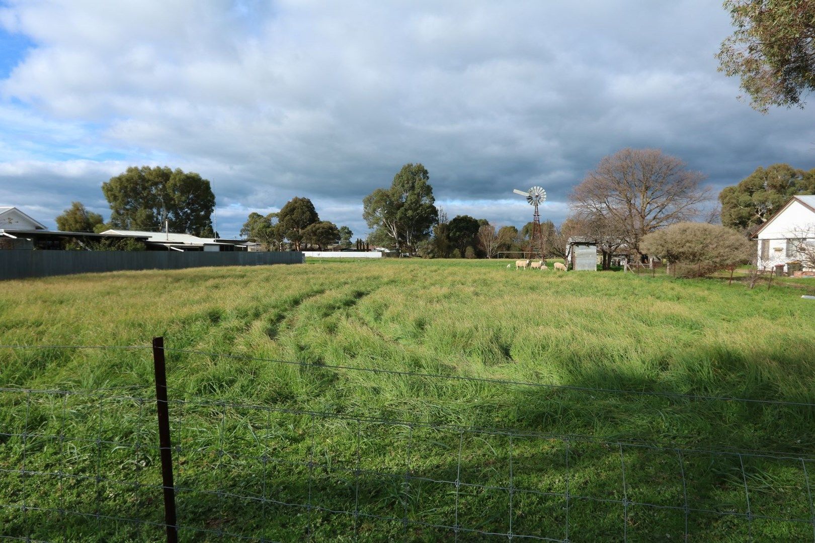 4 Church Street, Carisbrook VIC 3464, Image 1