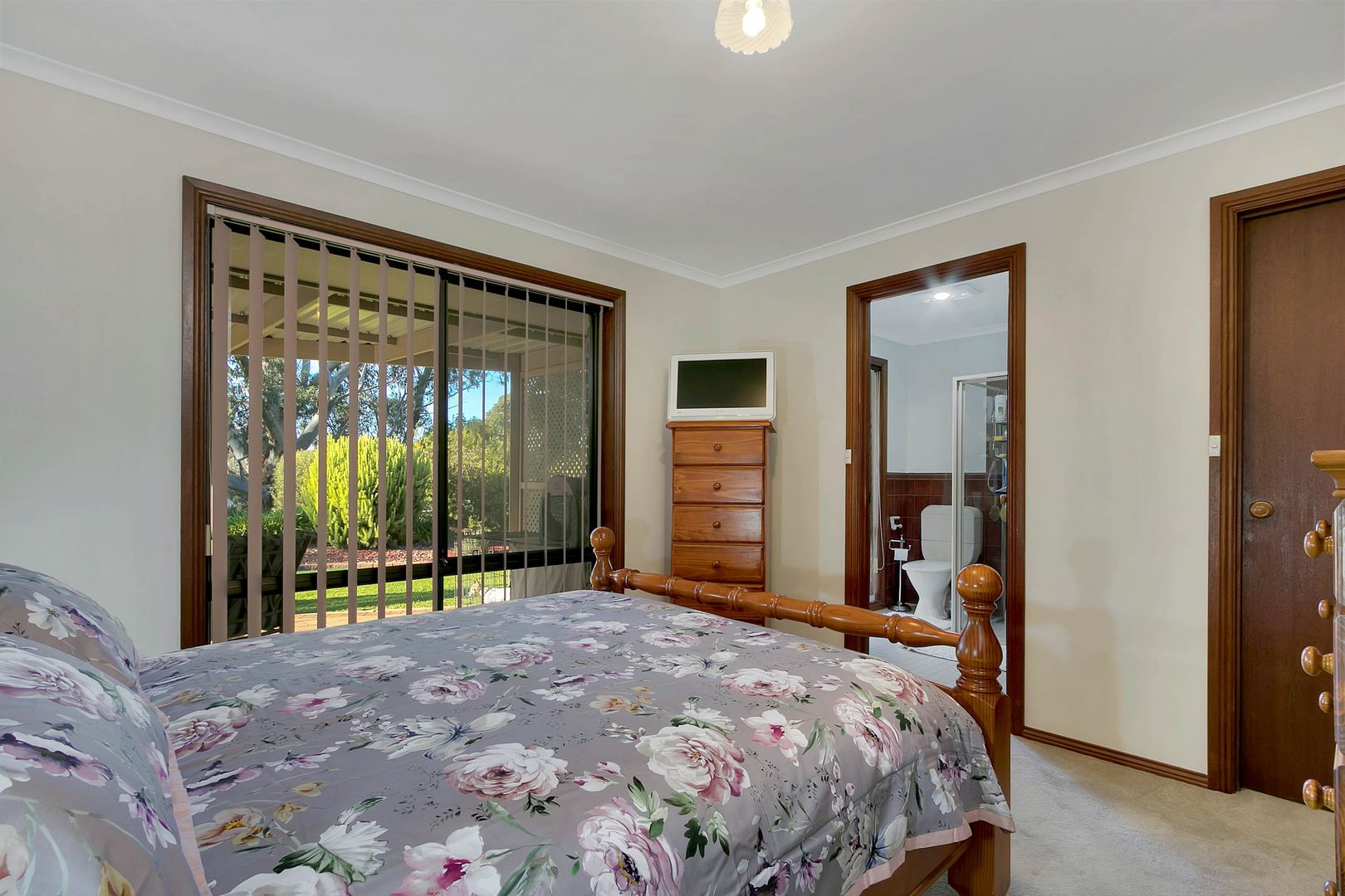 63 Davies Road, Cockatoo Valley SA 5351, Image 2