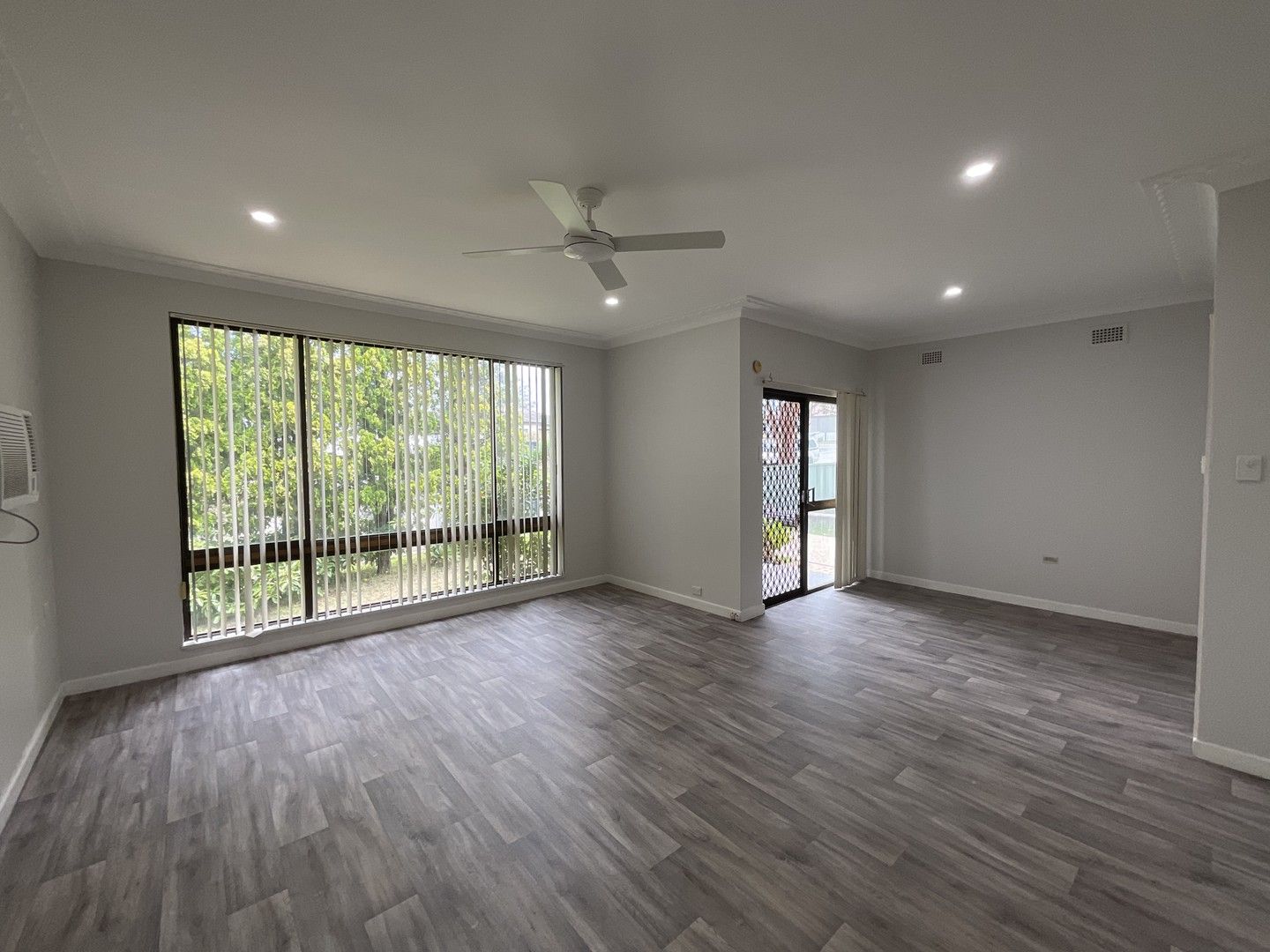 3 bedrooms House in 86 Collinson Street TENAMBIT NSW, 2323