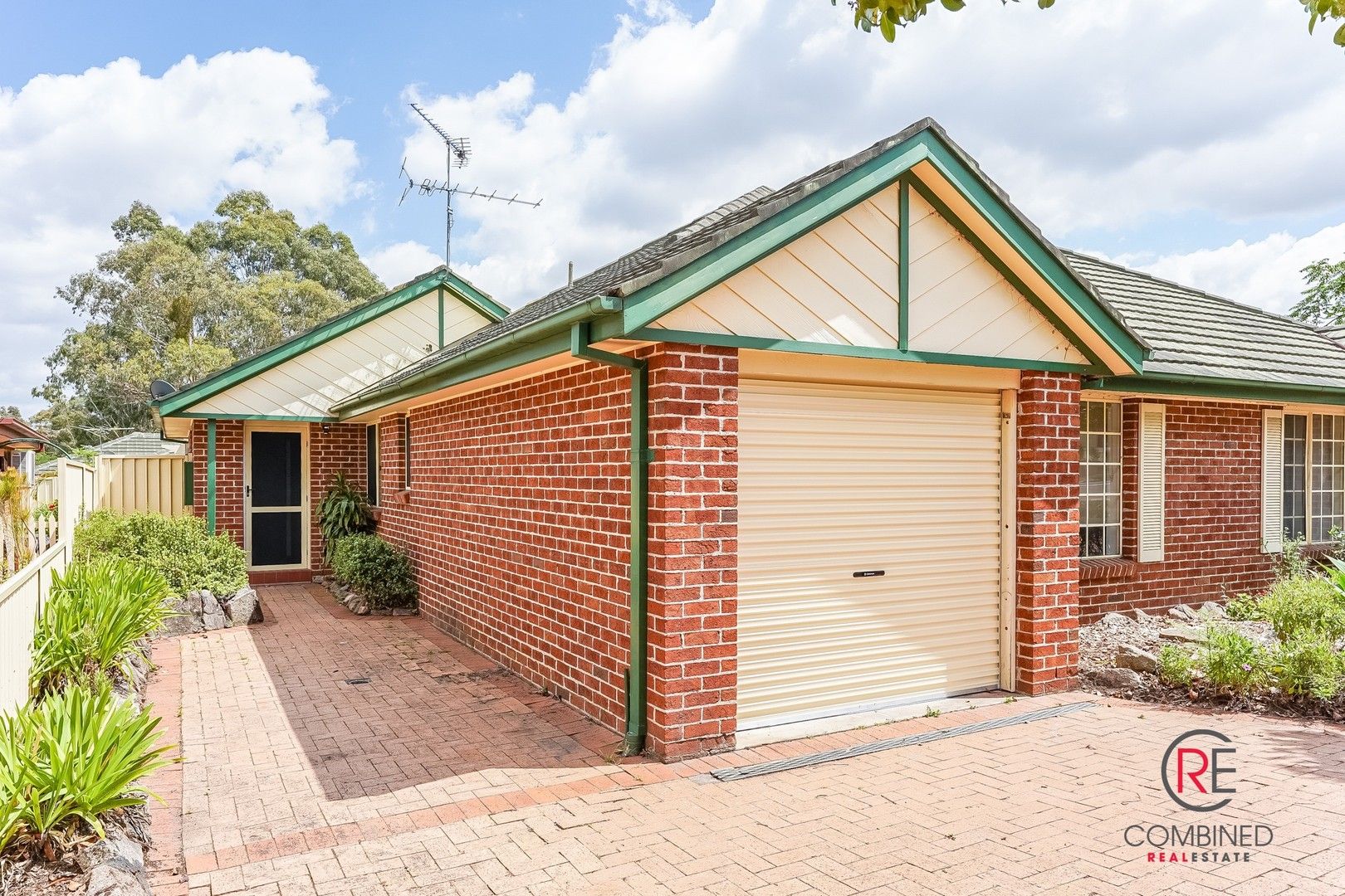 73 Holdsworth Drive, Narellan Vale NSW 2567 Semidetached For Rent