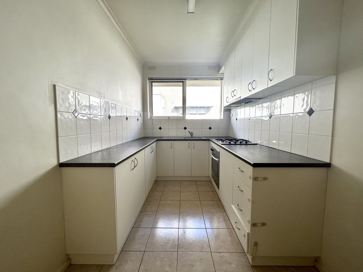 1 bedrooms Apartment / Unit / Flat in 9/11 Truganini Road CARNEGIE VIC, 3163
