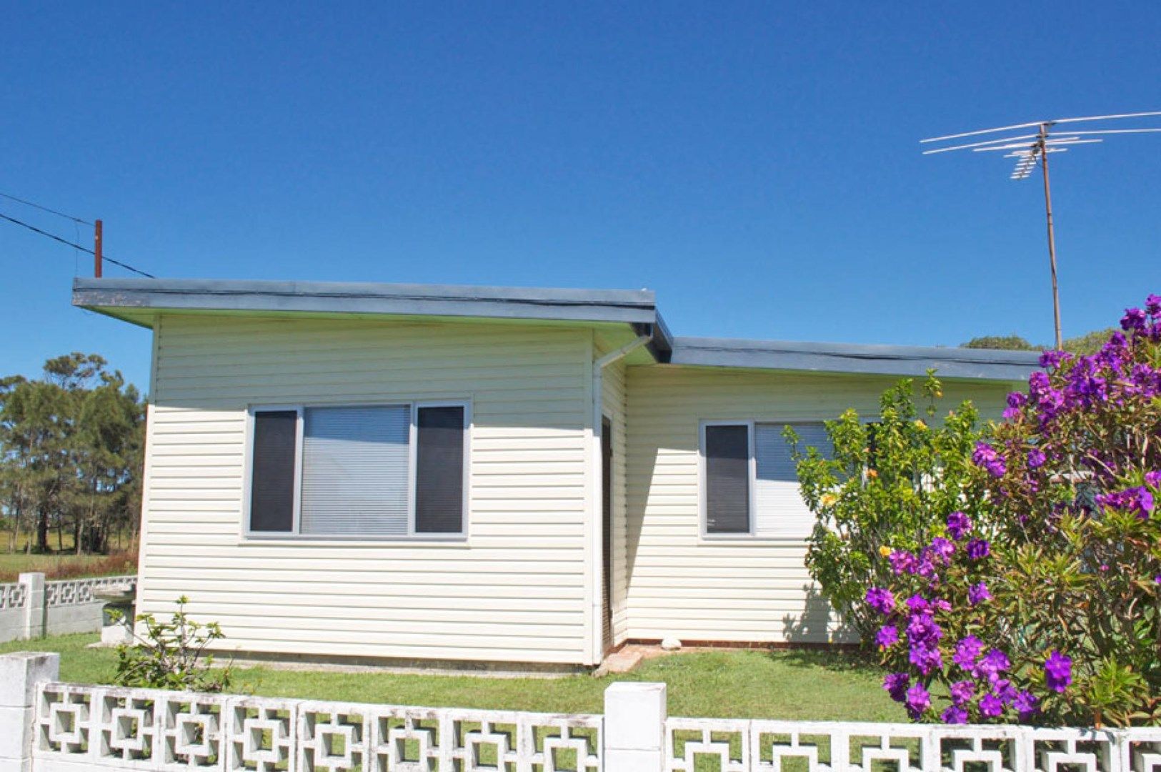 6 Boronia Street, Brooms Head Property History & Address Research Domain