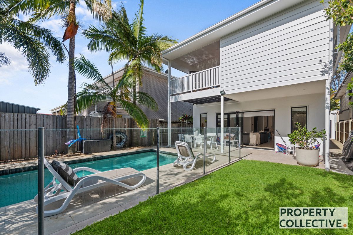 4 bedrooms House in 14 McIntyre Street HENDRA QLD, 4011