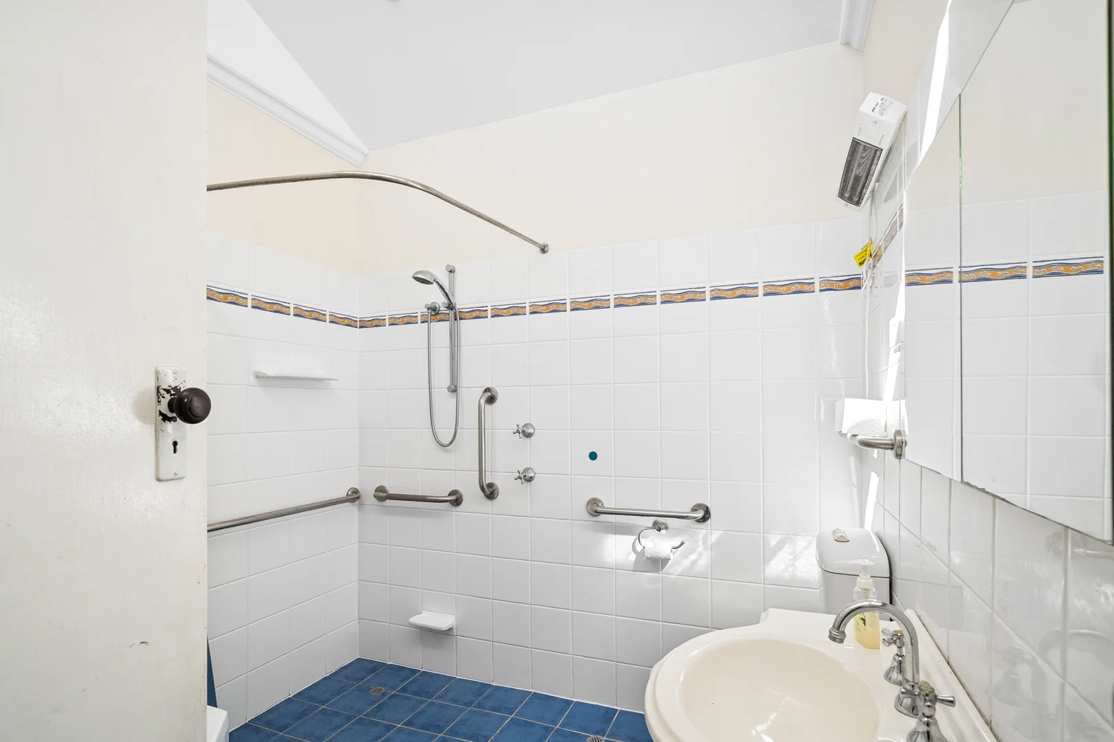 Additional image 6 of 302 Geoffrey Road, Chittaway Point NSW 2261