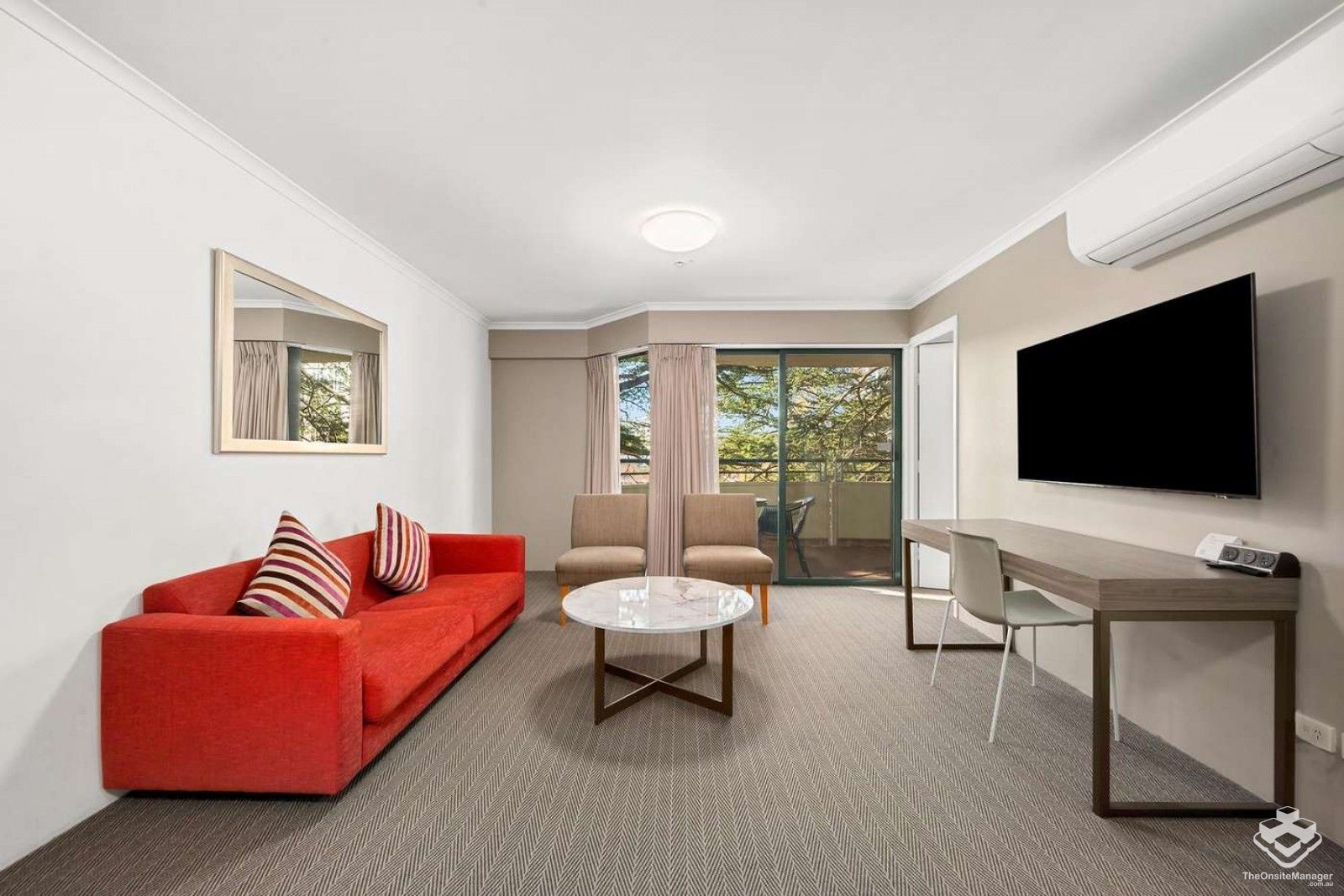 2 bedrooms Apartment / Unit / Flat in ID:21155357/74 Northbourne Avenue BRADDON ACT, 2612