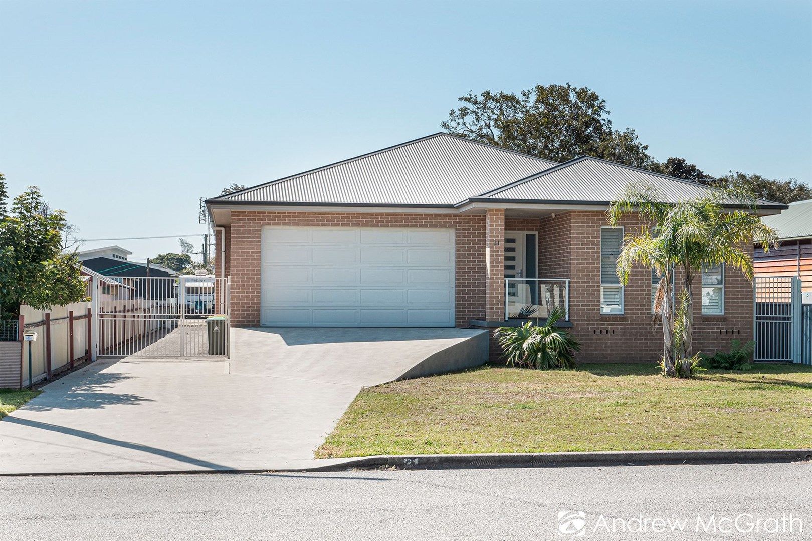 4 bedrooms House in 21 Rawson Street SWANSEA NSW, 2281