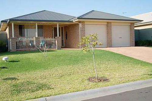 21 Ellenbrook Way, Albion Park NSW 2527