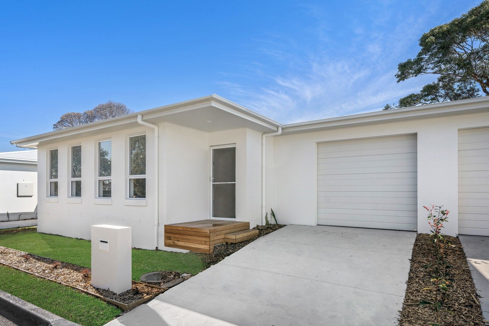 2A Hopetoun Lane, Oak Flats NSW 2529, Image 0