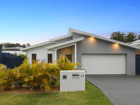 46 Admiralty Drive, Safety Beach NSW 2456