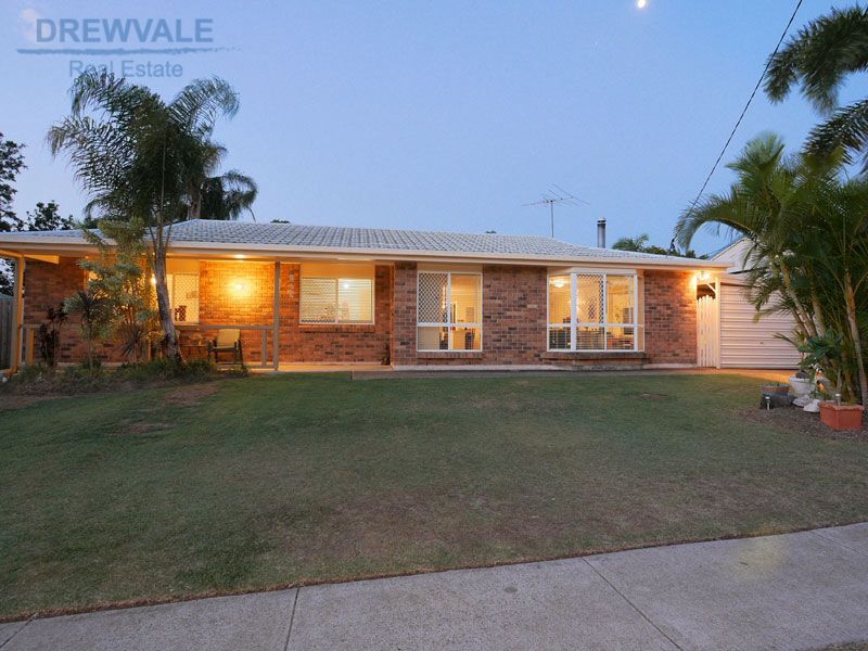 17 Watling Street, Hillcrest QLD 4118, Image 0