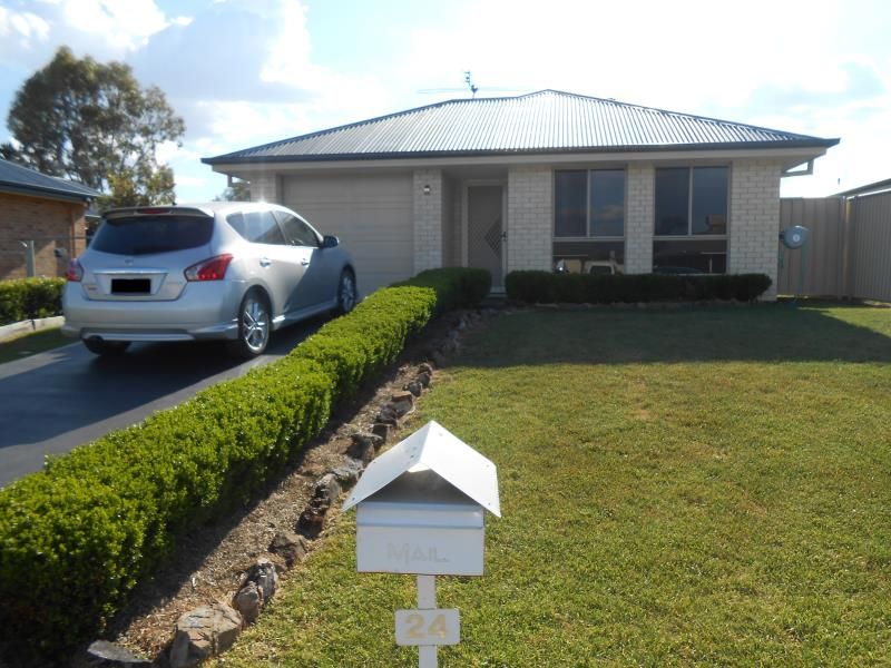 24A Nowland Crescent, Westdale NSW 2340