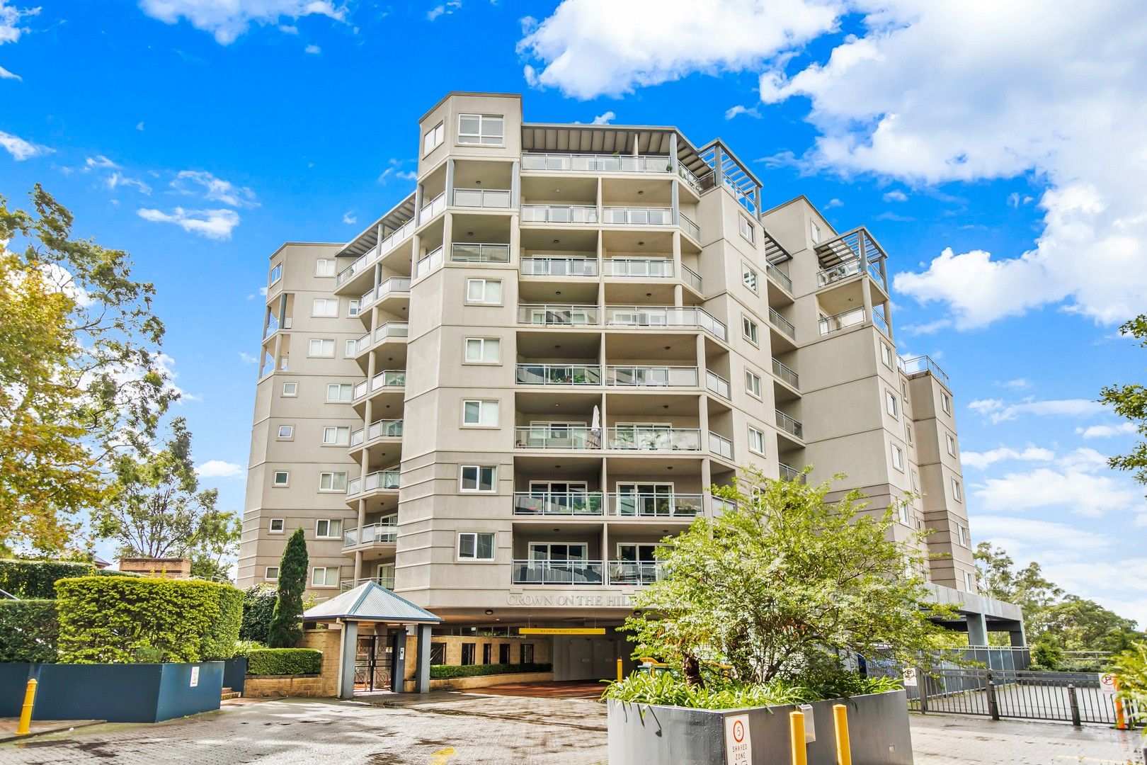 1 bedrooms Apartment / Unit / Flat in 111/5 City View Road PENNANT HILLS NSW, 2120