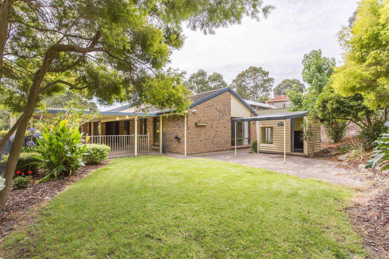 33 Highfield Avenue, Aberfoyle Park SA 5159, Image 1